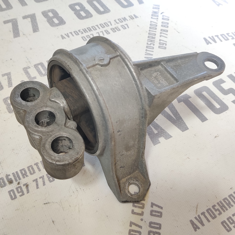 Подушка двигуна права Opel Astra G (97-04) 2.0D 90538547 фото 2