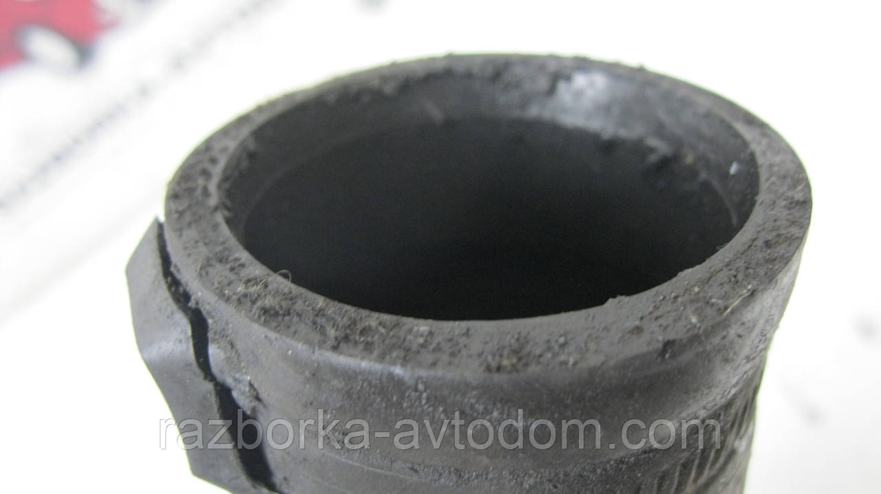 Патрубок інтеркулера Renault Megane 2, Scenic 2 (2003-2009) OE:7701055400